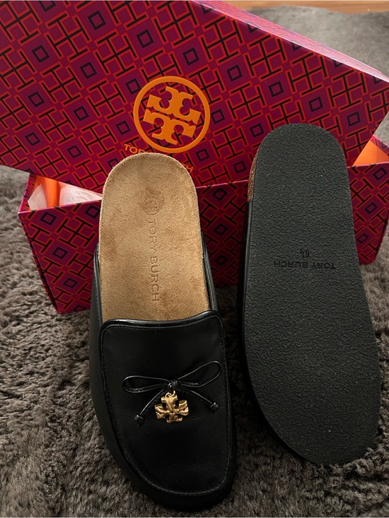 Tory Burch Shoes - Tory Burch women Black Leather Moccasin Slippers
